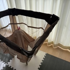 折り畳み式ベビーベッドの画像
