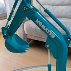 KOMATSUショベルカー　ケンケンキッキ　乗用車こども用の画像