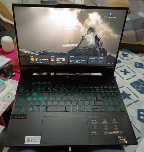 ノートパソコン laptop