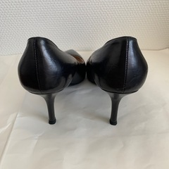 プラダ　サイズ37の画像