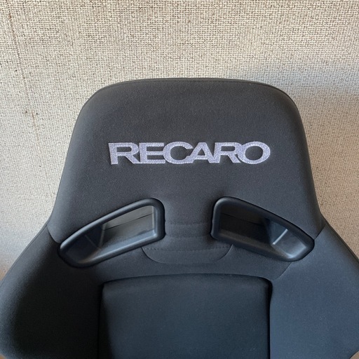RECARO セミバケットシートSR7　車