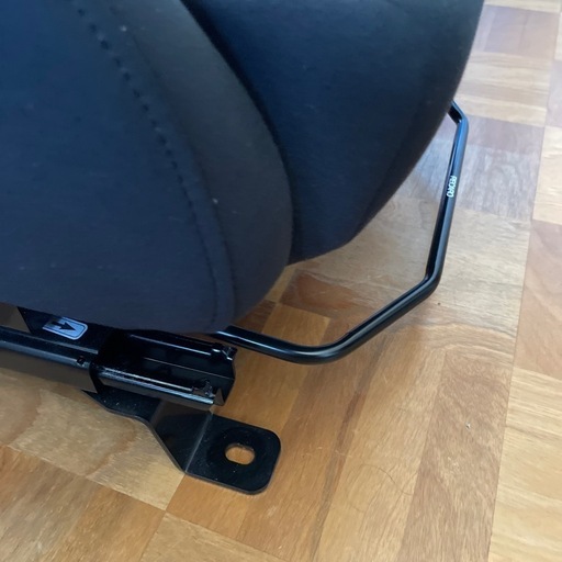 RECARO セミバケットシートSR7　車