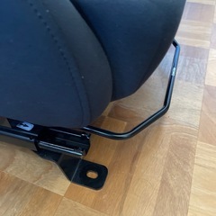 RECARO セミバケットシートSR7　車の画像