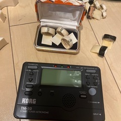 お箏2面、琴柱、爪などまとめて　の画像