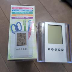 カレンダークロック　ペン立て付きの画像