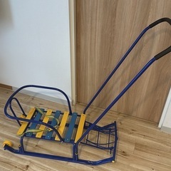 ソリ　　ベビーカー