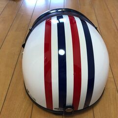 バイク用 ヘルメット　トリコロールカラーの画像