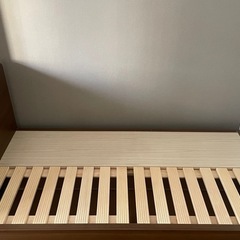 ベッドの画像