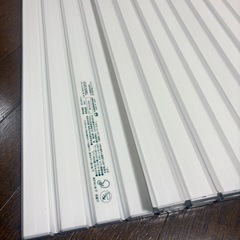 抗菌シャッター式風呂フタ　ホワイト70x101.5cm  新品
の画像