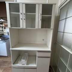 ニトリ　食器棚　高さ約180cm、幅約85cm