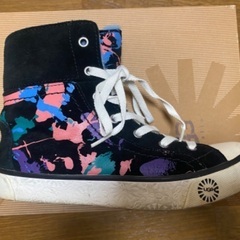 UGG スプラッタープリント ハイカットスニーカー