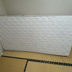 マットレス　Magniflex シングルサイズの画像