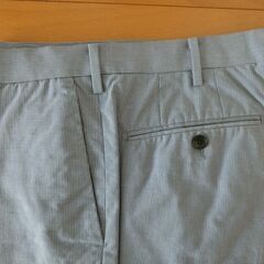 【再度値下げしました】ユニクロ　メンズ　夏用　パンツ　ウエスト79㎝　股下77㎝　ライトブルーの画像