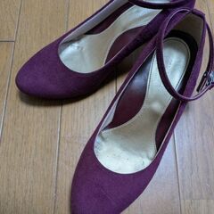 【美品・50円】ベルメゾンベネビスパンプス22.5cm2足セットの画像