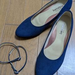 【美品・50円】ベルメゾンベネビスパンプス22.5cm2足セットの画像