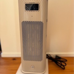 新品未使用　定価8000円超え　高性能セラミックヒーターの画像