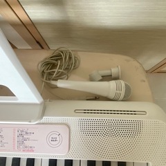 カシオLK320 電子キーボードの画像