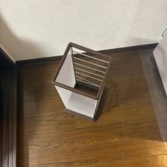 傘立ての画像