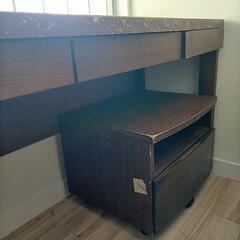 【決まりました！】デスク　チェア　サイドの棚の画像