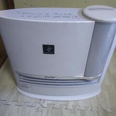 加湿セラミックファンヒーター

HX-D120-W