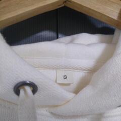 パーカーの画像