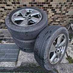 TOYOTA ホイール ノーマルタイヤ １８インチの画像