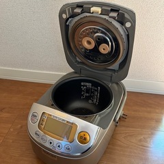 圧力IH炊飯器　NP-RF05 象印　3合炊きの画像