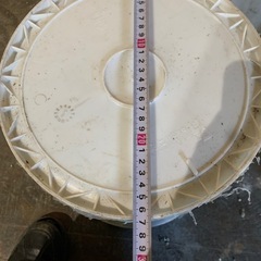バケツ　直径約27〜30cm 高さ約37cmの画像