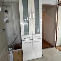 無料　ニトリ食器棚