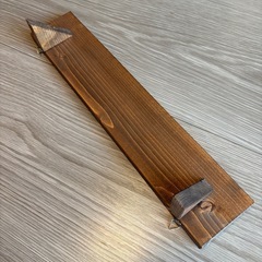 【0円でお譲りします】壁付け棚　ブラウンの画像