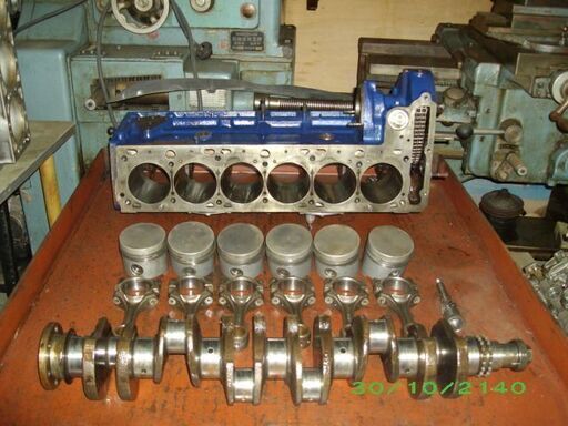 Mベンツ113SLエンジン専門工場リペアー済み各種エンジン部品