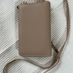 スマホポーチ　未使用の画像