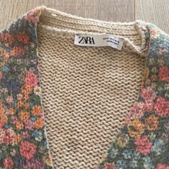 【ZARA】花柄カーディガン　レディース　Sサイズの画像