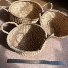 新品　両手付き　丸かご中