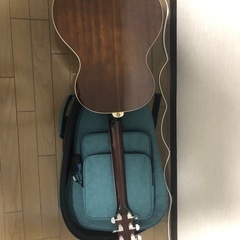 アコースティックギターの画像