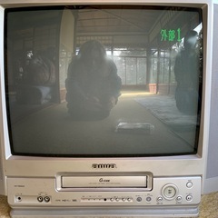 21インチテレビデオ、取りに来てくださる方に差し上げます