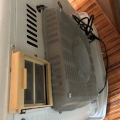 石油ファンヒーターの画像