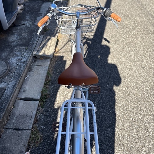 極上美品　自転車　26インチ　白　ホワイト　オートライト　6段変速