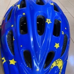 値下げ　ヘルメット 2点セット　キッズ　自転車　ストライダー　ローラースケート　プロテクターの画像