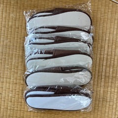 ビジホにある無料のスリッパ6点の画像