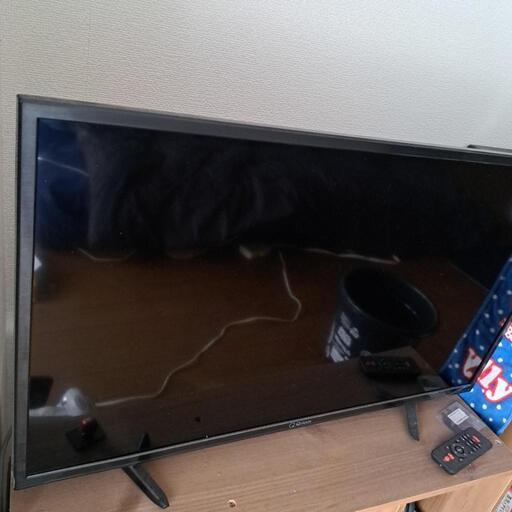 32型ハイビジョン液晶テレビ