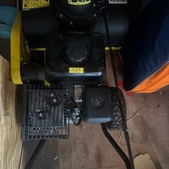 値下げしました。　ハイガー　除雪機　HG-K405 手押し式の画像
