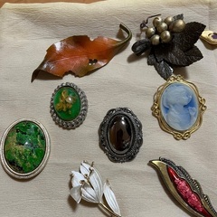 ブローチ　の画像