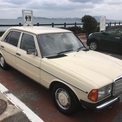 ベンツ230E車検2年付　メンテナンス入りますの画像