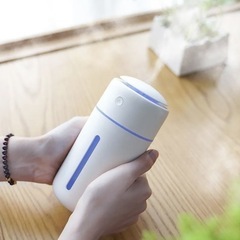 小型 超音波式 加湿器2台セット　卓上 USB充電  7色LED  の画像