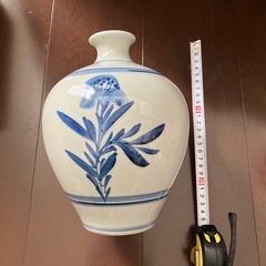 砥部焼　勝山窯　壺の画像