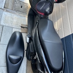 【取引中】
pcx125 jf28  ベトナムホンダ純正のコブ無...