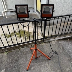 LEDスタンドライトLWT-10000ST