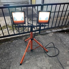 LEDスタンドライトLWT-10000STの画像
