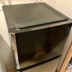 ハイアール Haier 直冷式 冷蔵庫 121L 2ドア 右開き ブラック JR-N121A Kの画像